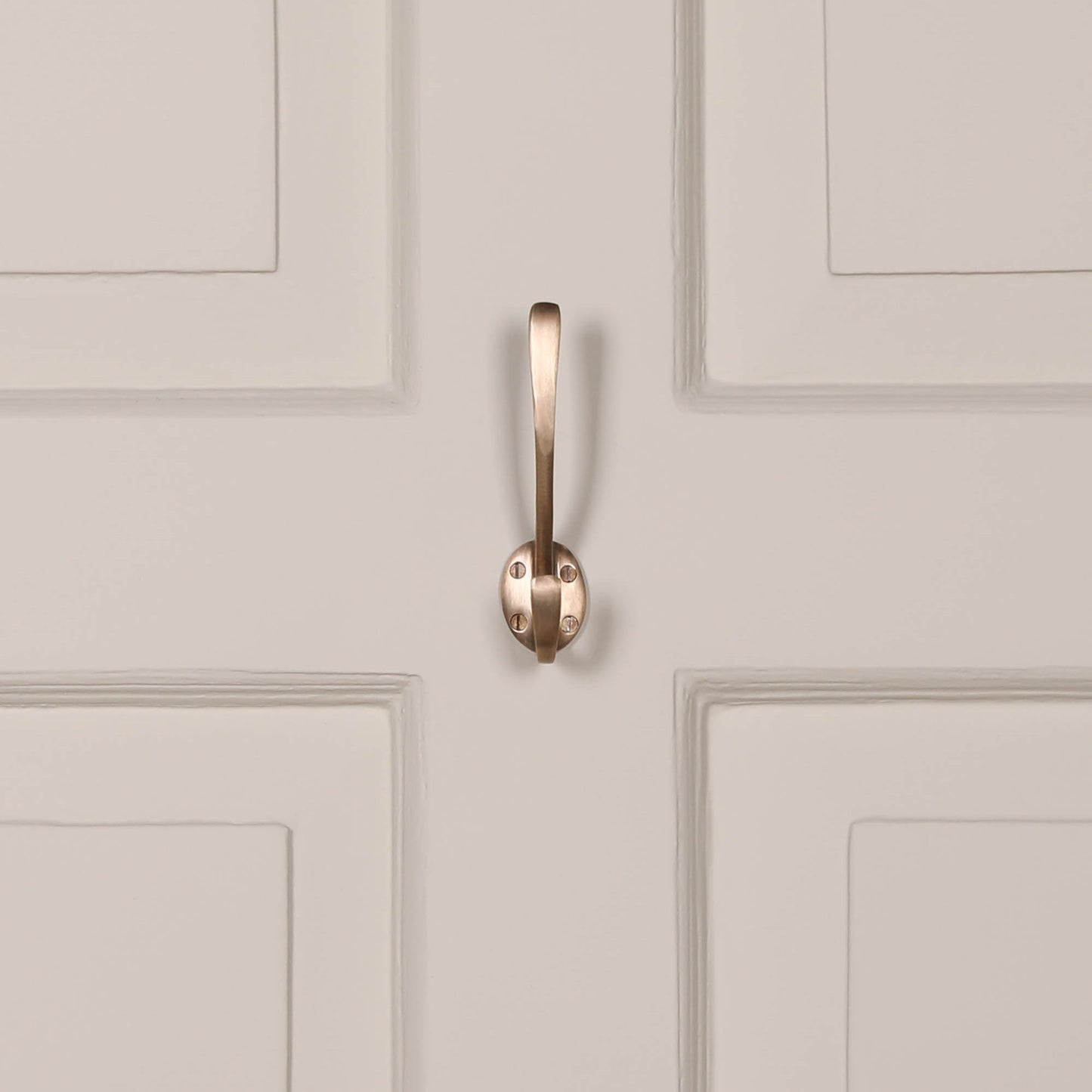 Classic Metal Antiqued Brass Wall Mounted Hook