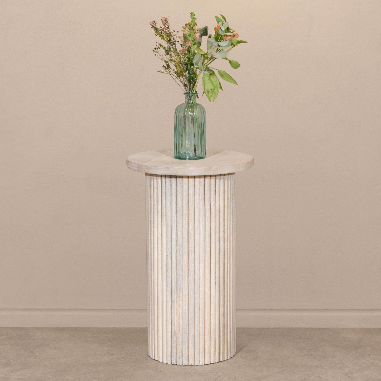 Hand Carved Wooden Reeded Fluted Round Top Occasional End Table Side Table - Esmae & Rose