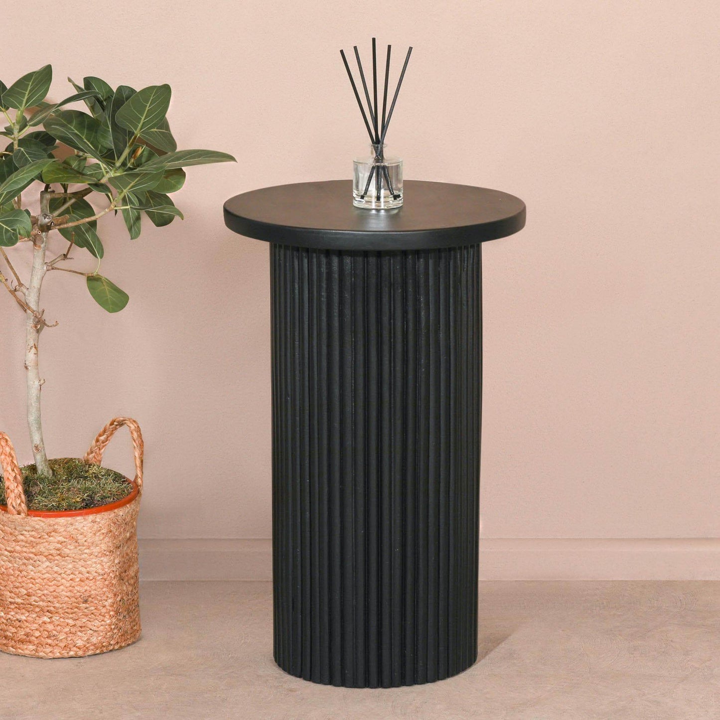 Hand Carved Black Wooden Reeded Fluted Round Top Occasional End Table Side Table - Esmae & Rose